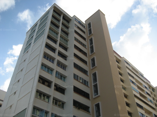 Serangoon Avenue 4 thumbnail photo